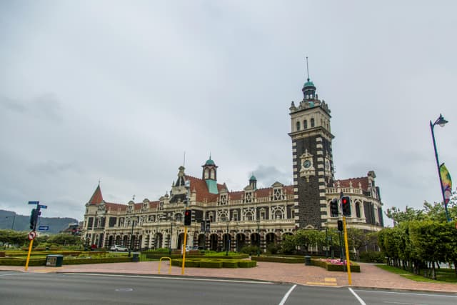 Explore the iconic Dunedin Railway Station, a masterpiece of Edwardian architecture in New Zealand.